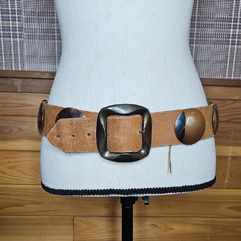 Chic Tan Belt with Silver Buckle